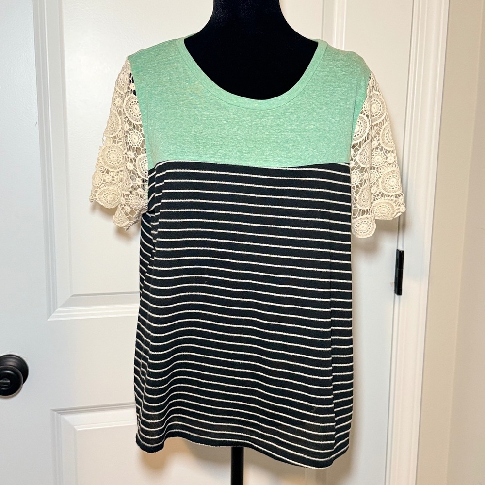 Umgee Mint Green Striped Crochet Lace Sleeve Shirt Large Boho